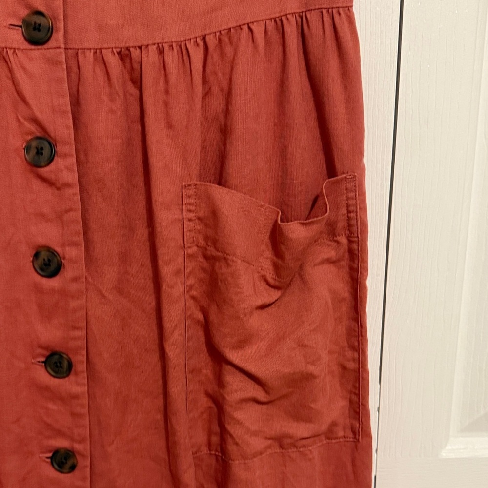 GAP Button-Front Midi Dress with Pockets - Picture 4 of 7